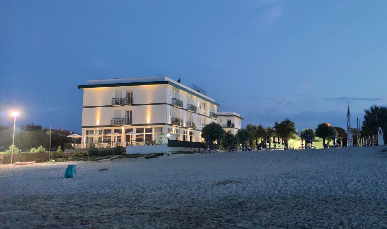 Hotel Internazionale Marotta Exterior photo